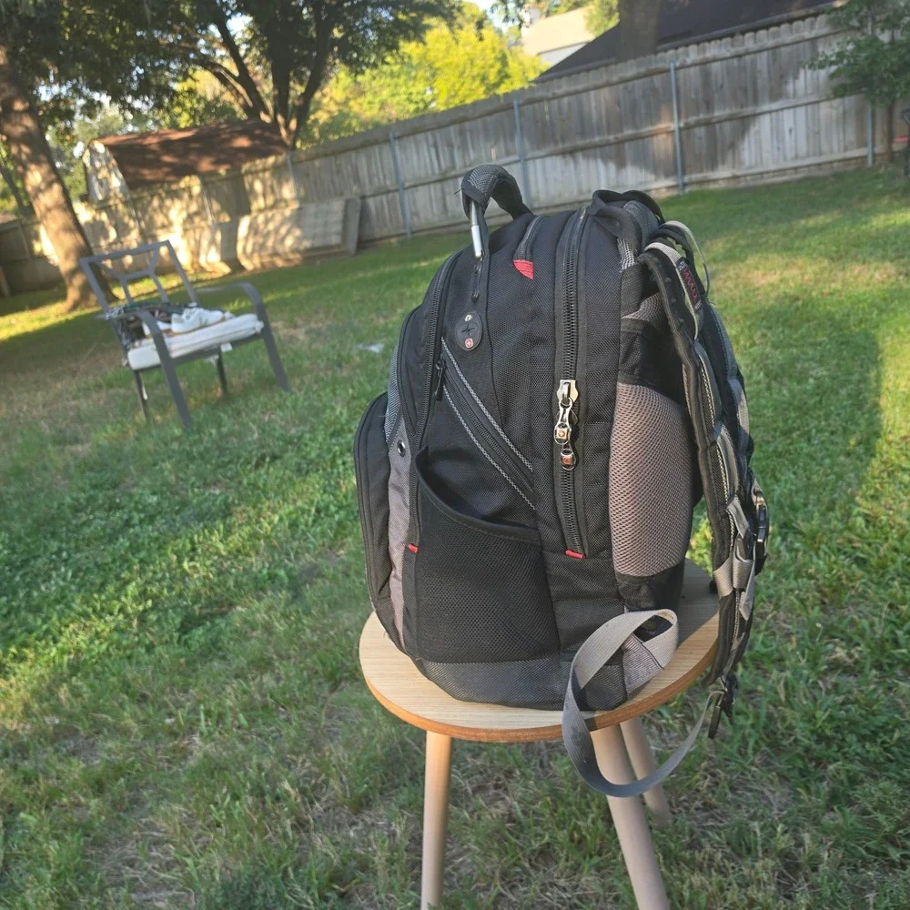SwissGear ibex laptop